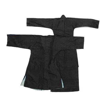 Lot 659 - A Chinese black robe