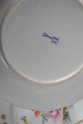 Lot 383 - A Meissen part dinner service