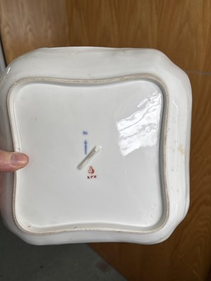 Lot 383 - A Meissen part dinner service