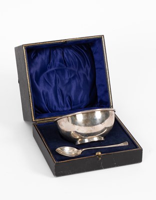 Lot 27 - A silver Christening bowl and spoon