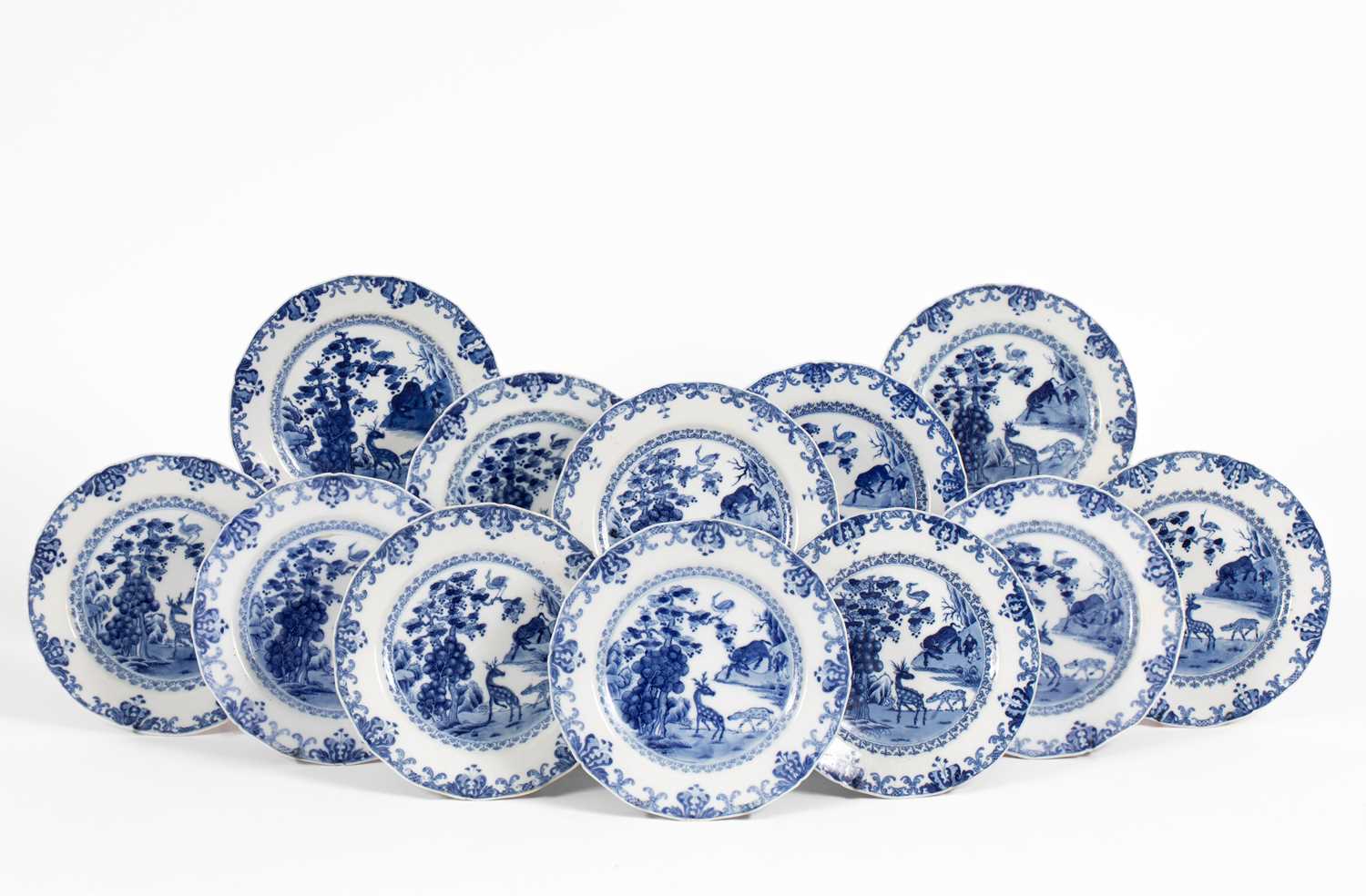 Lot A set of twelve Chinese blue and white octagonal plates