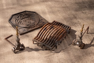 Lot 532 - A 17th Century style cast iron fire back