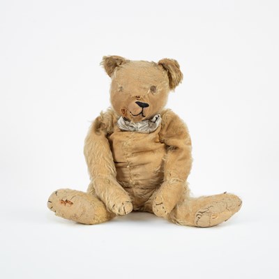 Lot 793 - A well-loved teddy bear