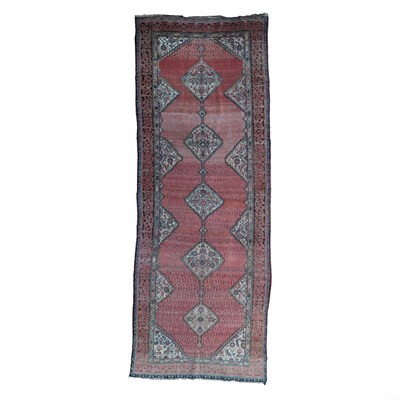 Lot 314 - A Malayir khelleh or gallery carpet