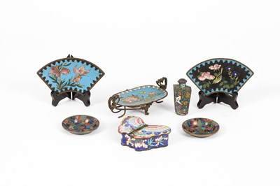Lot 604 - Mixed Oriental cloisonné pieces