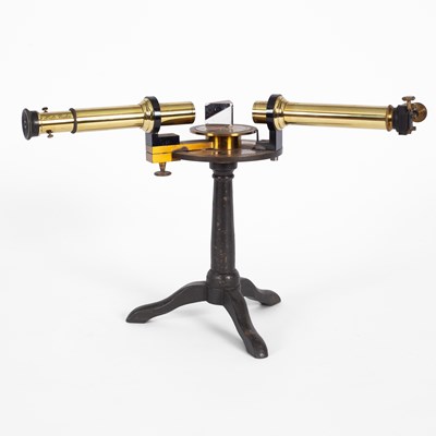 Lot 433 - A table top prism Spectroscope
