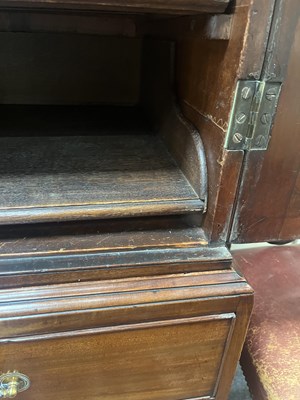 Lot 563 - A George III mahogany linen press
