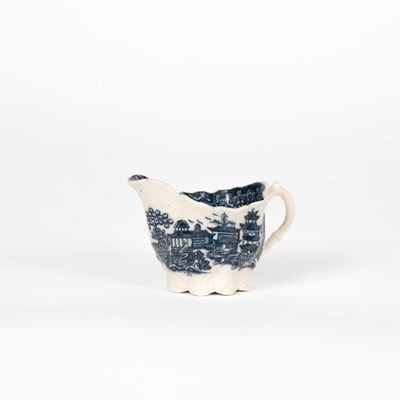 Lot 513 - An English 'Chelsea ewer' cream boat