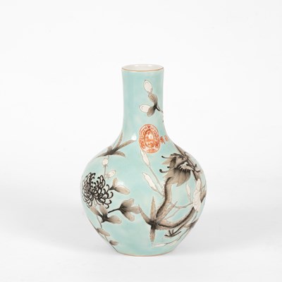 Lot 616 - A Chinese turquoise dragon vase