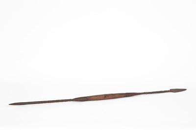 Lot 442 - A Masai throwing spear