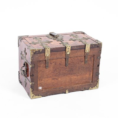 Lot 236 - An early 18th Century Franco-Flemish brass mounted kingwood and oyster veneered coffre fort