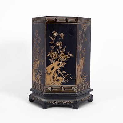 Lot 652 - A hexagonal chinoiserie stick stand
