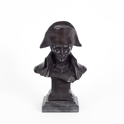 Lot 336 - A bust of Napoleon