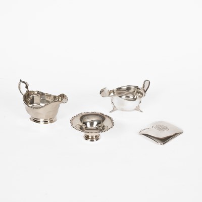 Lot 52 - A small quantity of silver