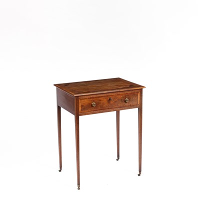 Lot 539 - A late Georgian mahogany side table