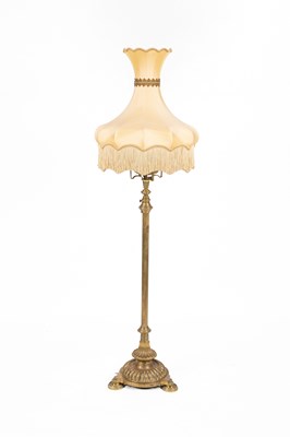 Lot 571 - A Victorian brass standard oil lamp
