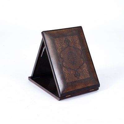 Lot 792 - Travelling Mirror relating to Sir Henry Irving (1838–1905)