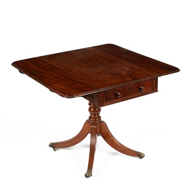 Lot 597 - A Victorian mahogany pedestal table