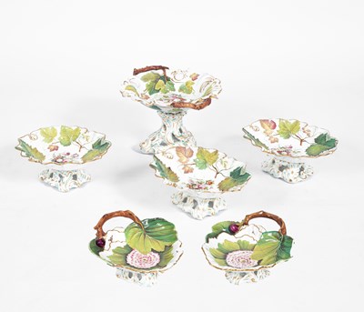 Lot 493 - A mid 19th Century English porcelain Chelsea style dessert service