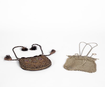 Lot 423 - Two early 20th Century handbags or purses