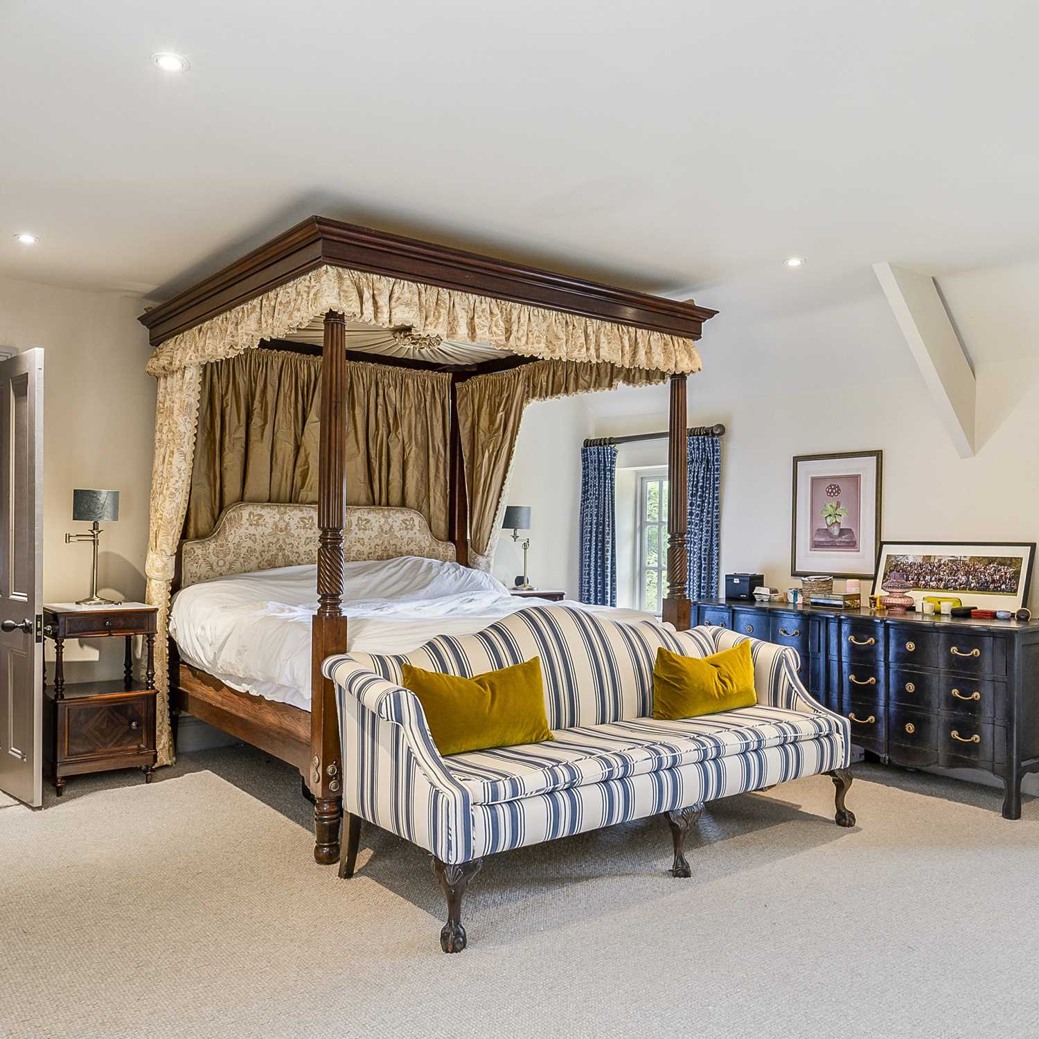 Lot 51 - An 18th Century style four poster bed