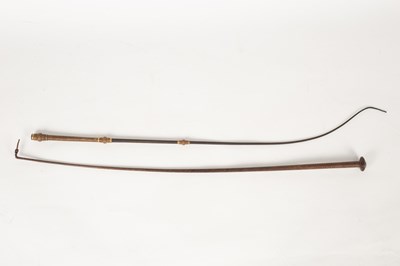 Lot 440 - A Swaine & Adeney leather riding crop