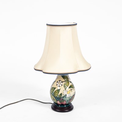 Lot 470 - A Moorcroft lamp