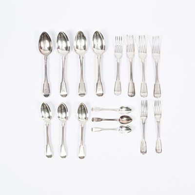 Lot 83 - A Georgian silver part dinner service