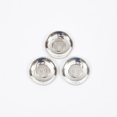 Lot 86 - Three Hoares Bank tercentenary ashtrays
