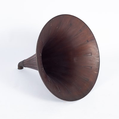 Lot 543 - A His Masters Voice for The Gramophone Company Ltd gramophone