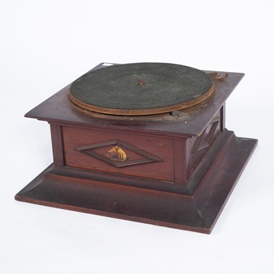 Lot 543 - A His Masters Voice for The Gramophone Company Ltd gramophone