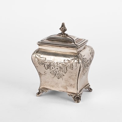 Lot 7 - A late Victorian silver tea caddy