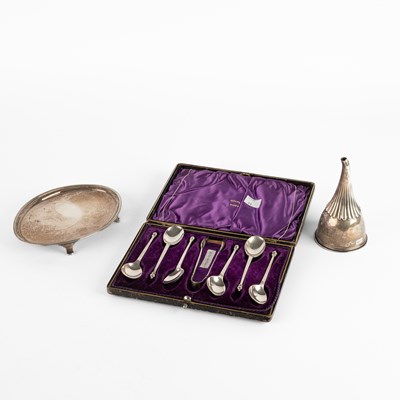Lot 17 - A George III silver wine funnel