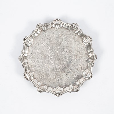 Lot 44 - A George III silver card waiter