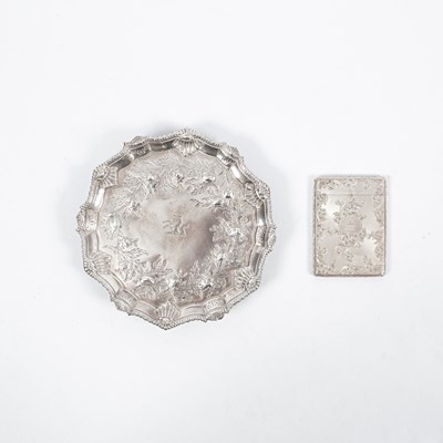 Lot 46 - A George III silver waiter