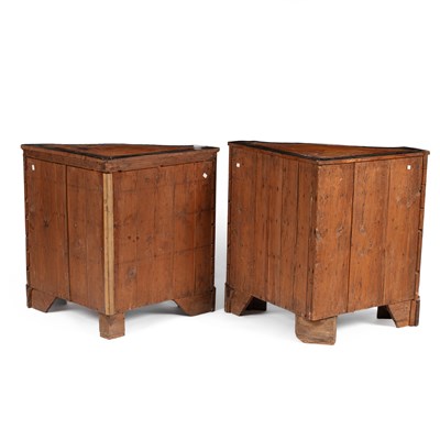 Lot 184 - A pair of Sheraton period satinwood corner commodes