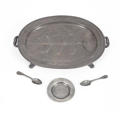 Lot 39 - A large pewter meat plate
