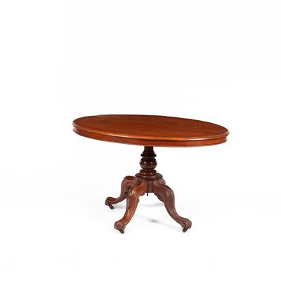 Lot 271 - A Victorian mahogany tilt top loo table of small proportions
