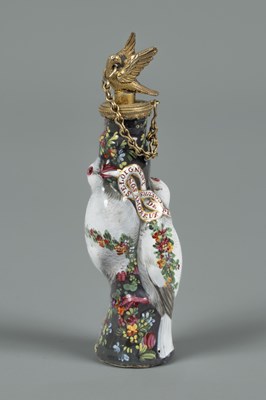 Lot 414 - A Bilston enamel perfume bottle