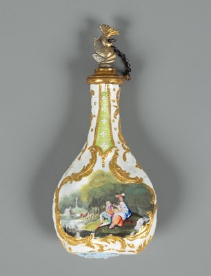 Lot 416 - A South Staffordshire enamel scent bottle