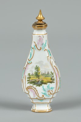 Lot 424 - A Meissen scent bottle