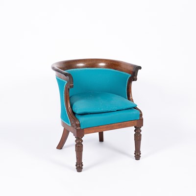 Lot 685 - A William IV mahogany framed tub chair