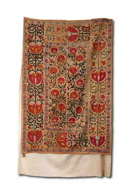 Lot 697 - An Uzbek chainstitch Suzani