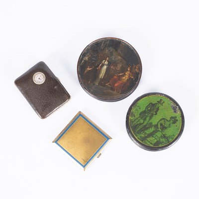 Lot 739 - A late Georgian papier-mâché snuff box