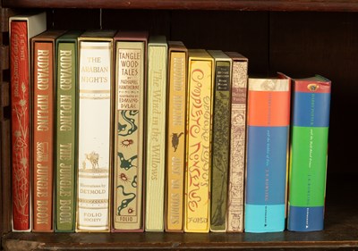 Lot 582 - Folio Society: Children's Literature