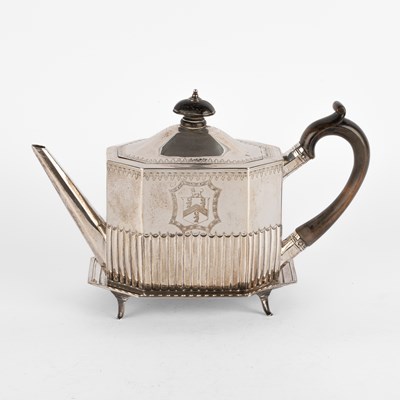 Lot 35 - A George III silver teapot