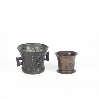 Lot 64 - A bronze mortar
