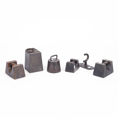 Lot 65 - A collection of five iron weights