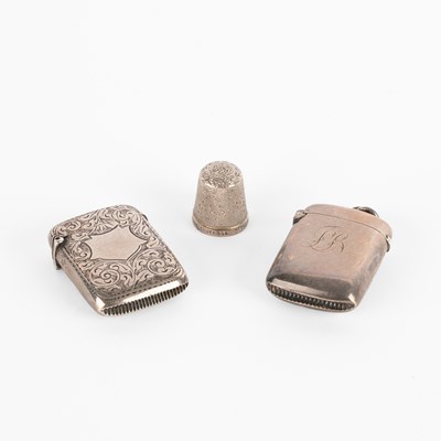 Lot 117 - An Edwardian silver vesta case