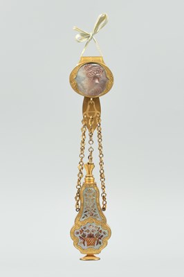 Lot 381 - A gilt metal and mother-of-pearl vase-shaped scent bottle